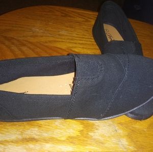 Women's shoes
